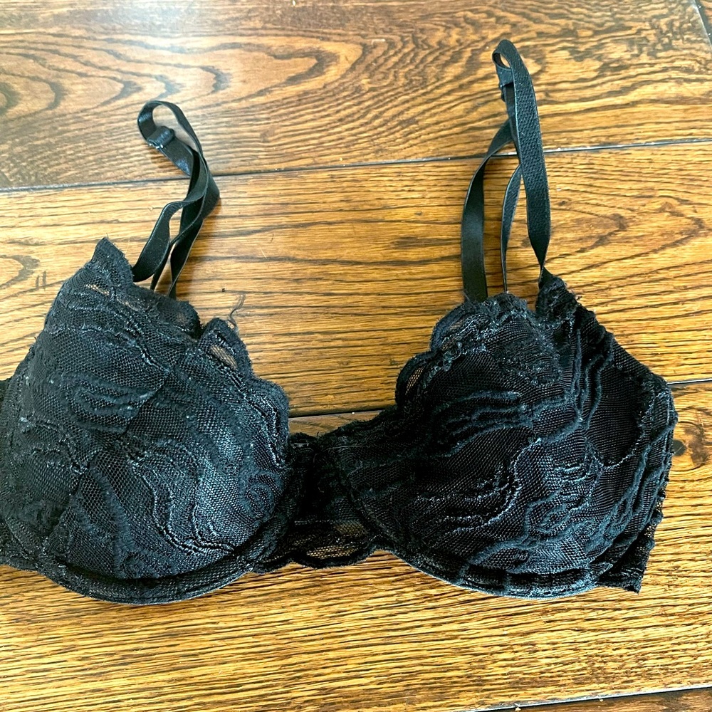 BCBG MAXAZRIA BRA 32C black padded